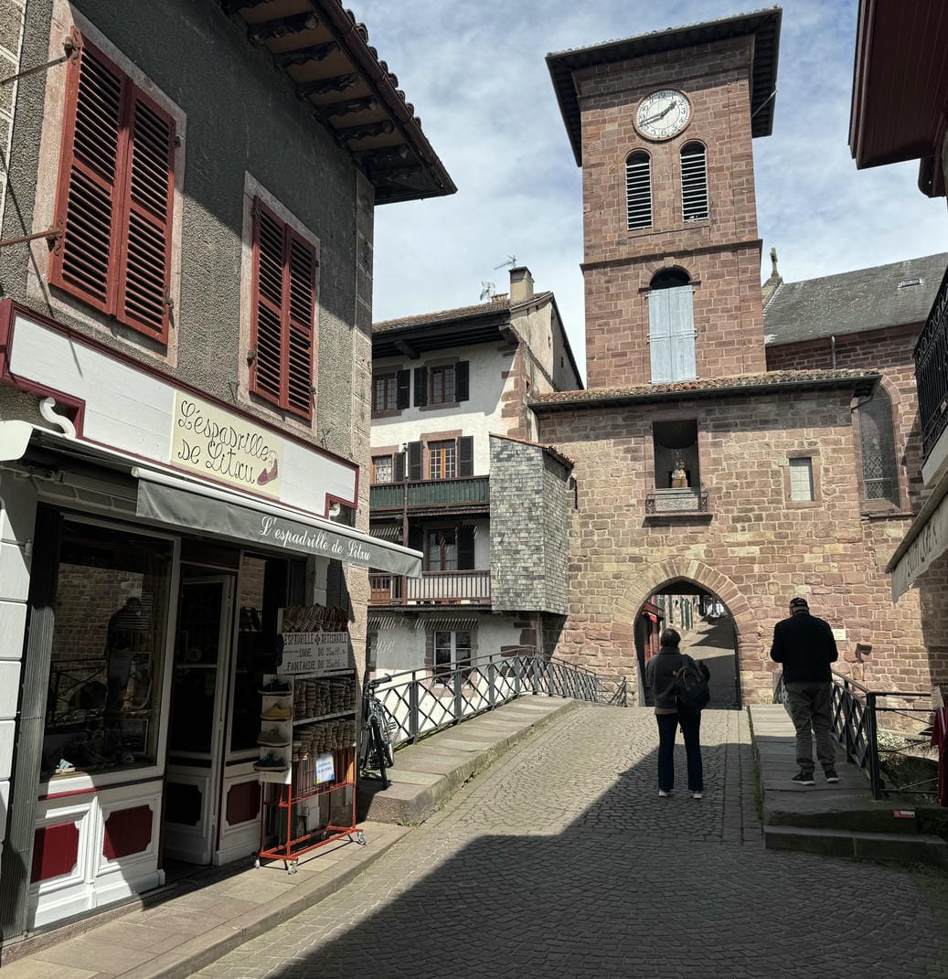 L'espadrille de Litxu à St Jean Pied de Port
