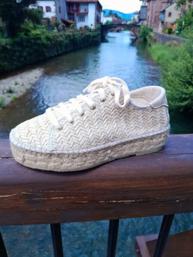 Espadrille double semelle confort maximal 🤩

#espadrilles #lespadrilledelitxu #saintjeanpieddeport